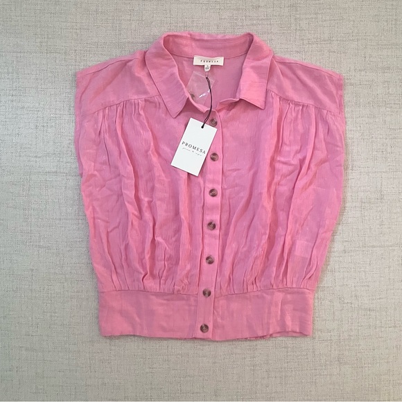 NWT Promesa Women’s Sleeveless Button-Up Top Size Small - Picture 3 of 6